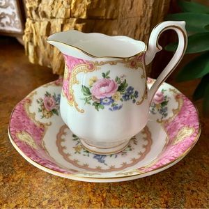 Royal Albert Vintage Lady Carlyle Creamer Jug & Bowl from England
